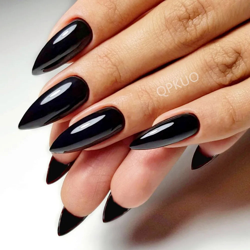 Shiny Black Stiletto Fake Nails