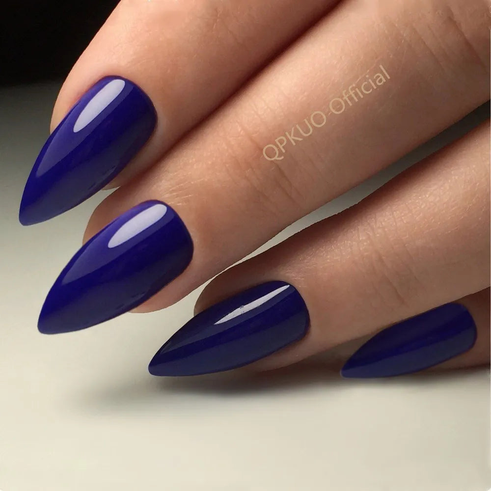 Shiny Black Stiletto Fake Nails