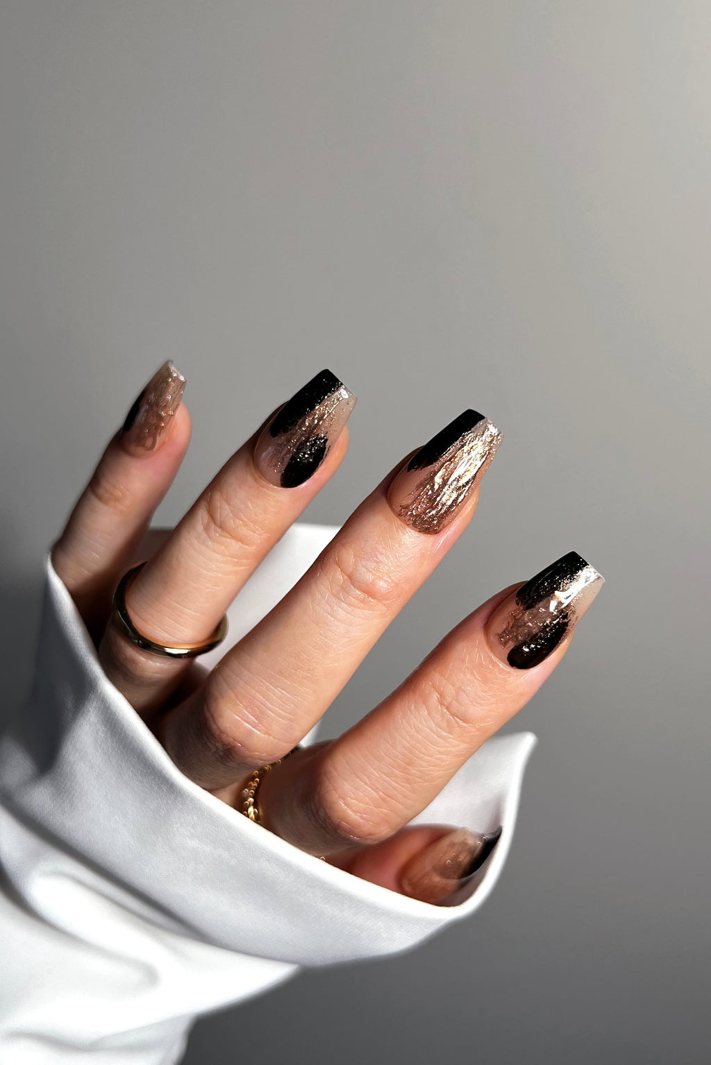 Gilded Noir | Pro Handmade Gel Nails